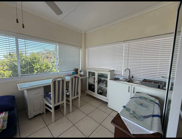 4 BEDROOM DUPLEX FOR SALE IN SCOTTBURGH CENTRAL